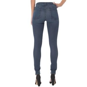 Not your daughters jeans NYDJ skinny size 2